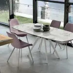 Perché scegliere un tavolo allungabile per la tua cucina o il tuo soggiorno?