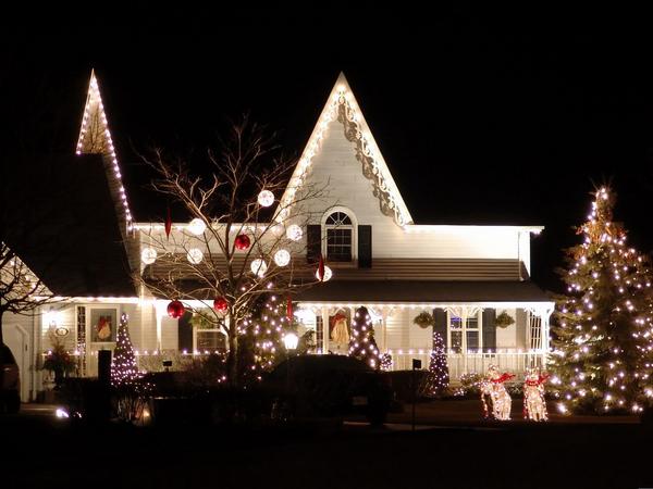 Come decorare il giardino per le feste