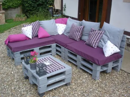 Arreda con stile il tuo giardino con i pallet